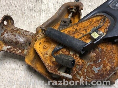 ФОТО Важель стоянкового гальма для Hyundai Grandeur IV TG (05-11) Київ