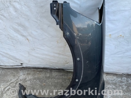 ФОТО Крило переднє для Nissan Titan (04-16) Київ