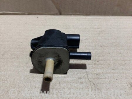 ФОТО Клапан електромагнітний (вакуумний) для Toyota Sienna (03-10) Київ