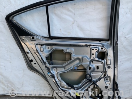 ФОТО Двері для Nissan Versa B17 Київ