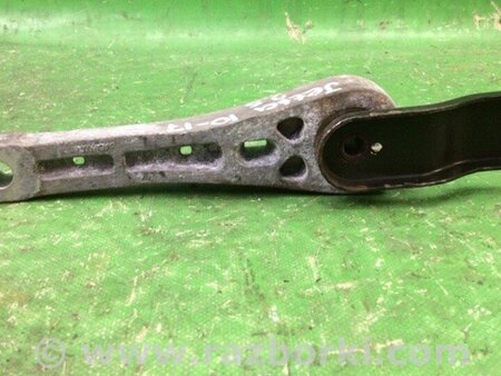 ФОТО Подушка двигуна для Volkswagen Jetta USA (10-17) Київ