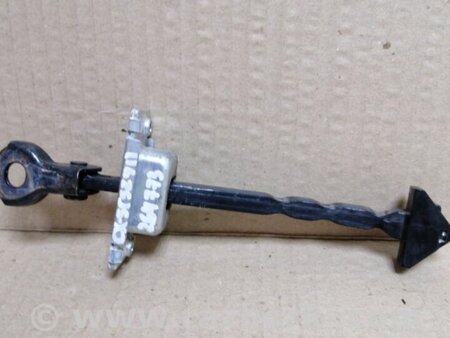 ФОТО Обмежувач дверей для Mazda CX-5 KE (12-17) Київ