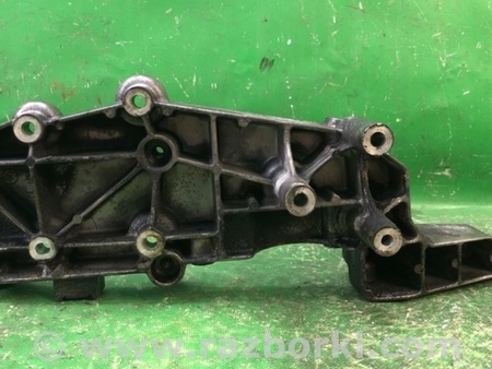 ФОТО Кронштейн двигуна для Volvo S60 Київ