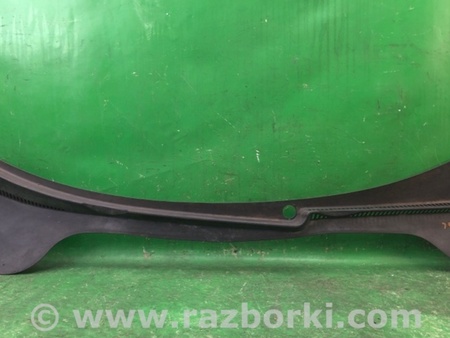 ФОТО Пластик під лобове скло / Жабо для Volkswagen Jetta 5 1K2, 1K5 (01.2005 - 12.2010) Київ