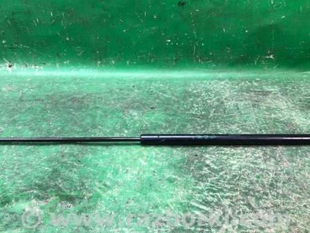 ФОТО Амортизатор кришки багажника для Nissan Juke (10-19) Київ