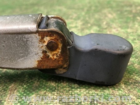 ФОТО Повідець склоочисника задній для Nissan Juke (10-19) Київ