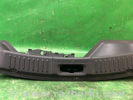 ФОТО Накладка на поріг багажника для Ford Fiesta Mk6 (2008-2017) Київ