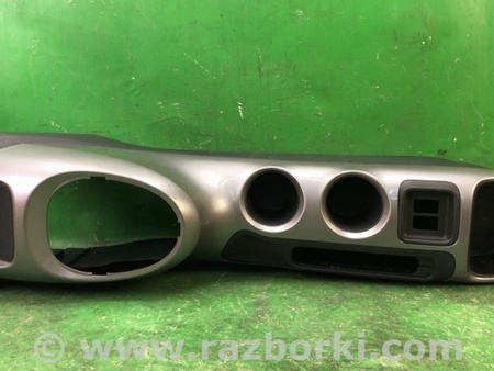 ФОТО Консоль центральна для Nissan Juke (10-19) Київ