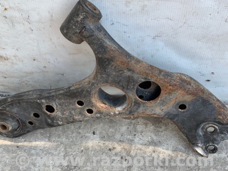 ФОТО Важіль передньої підвіски нижній для Lexus CT200 (11-17) Київ