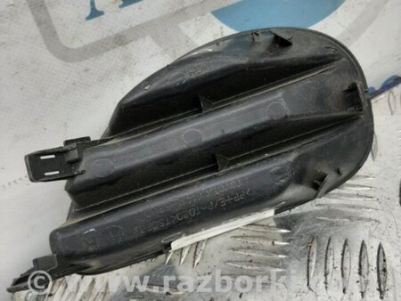 ФОТО Заглушка протитуманних фар для Toyota Yaris (05-11) Київ