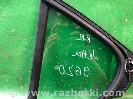 ФОТО Скло дверей глухе для Volkswagen Jetta USA (10-17) Київ