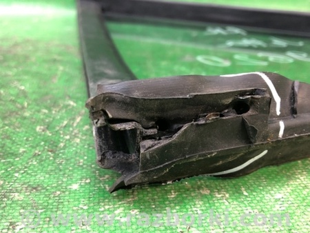 ФОТО Скло дверей глухе для Volkswagen Jetta USA (10-17) Київ