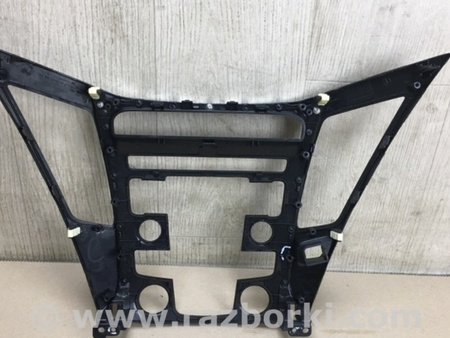 ФОТО Накладка торпедо під магнітолу для Hyundai Sonata VI YF (09-14) Київ