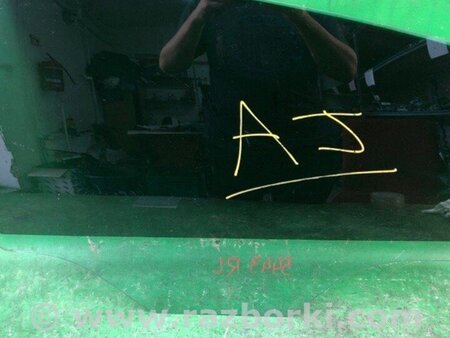 ФОТО Скло дверей для Ford Fiesta Mk6 (2008-2017) Київ