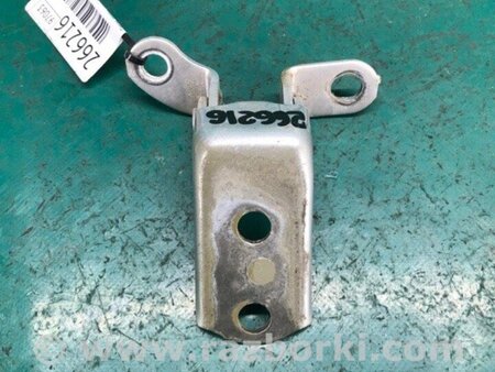 ФОТО Петля двері нижня для Toyota Camry 50 XV50 (11-14) Київ