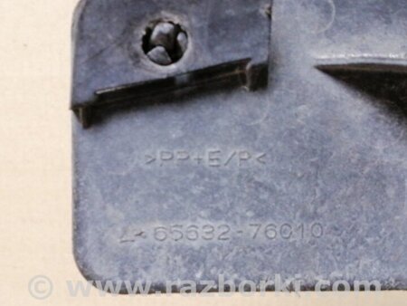 ФОТО Бризговик для Lexus CT200 (11-17) Київ