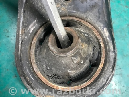 ФОТО Важіль передньої підвіски нижній для Toyota RAV-4 III CA30W/XA30 (05-16) Київ