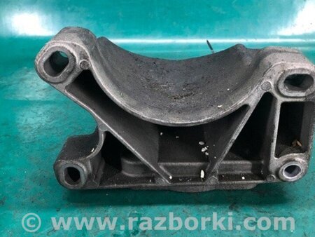 ФОТО Кронштейн крепления КПП для Dodge Durango (2011-) Київ