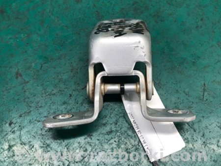 ФОТО Петля двері нижня для Mazda 3 I BK (03-09) Київ