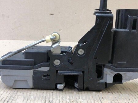 ФОТО Замок двері для Volvo S60 Київ