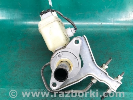 ФОТО Головний гальмівний циліндр для Toyota Camry 50 XV55 (14-18)  Київ