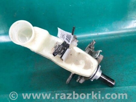 ФОТО Головний гальмівний циліндр для Toyota Camry 50 XV55 (14-18)  Київ