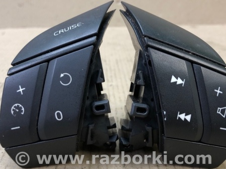 ФОТО Кнопки руля для Volvo S60 Київ