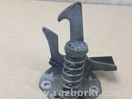 ФОТО Гак замка капота для Volvo S60 Київ