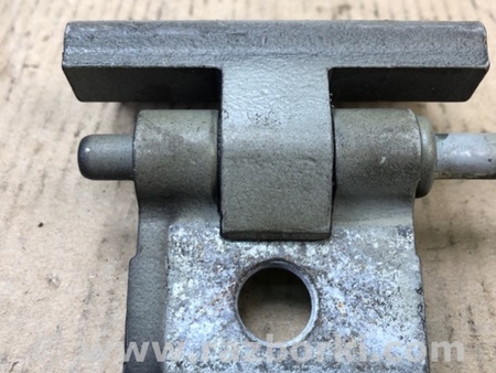 ФОТО Петля двері нижня для Volvo S60 Київ