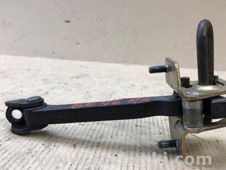 ФОТО Обмежувач дверей для Volvo S60 Київ