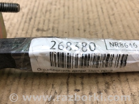 ФОТО Обмежувач дверей для Volvo S60 Київ