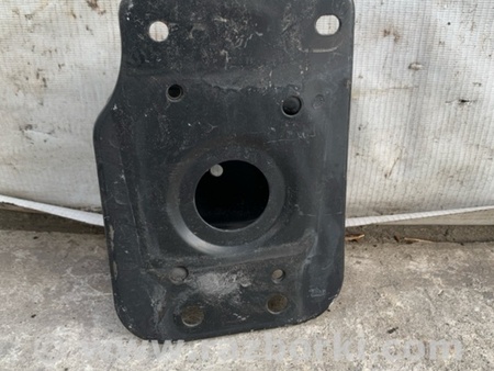 ФОТО Кронштейн підсилювача заднього бампера для Infiniti FX S50 (03-08) Київ