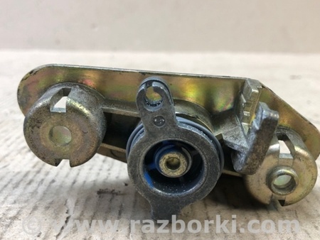 ФОТО Замок кришки багажника для Volvo S60 Київ