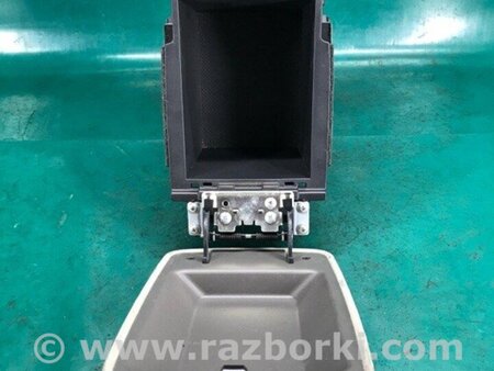 ФОТО Підлокітник для Nissan LEAF (10-17) Київ