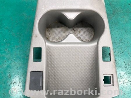 ФОТО Консоль центральна для Nissan LEAF (10-17) Київ