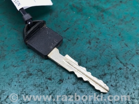 ФОТО Ключ запалювання для Nissan LEAF (10-17) Київ