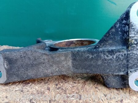 ФОТО Кронштейн проміжного валу для Nissan LEAF (10-17) Київ