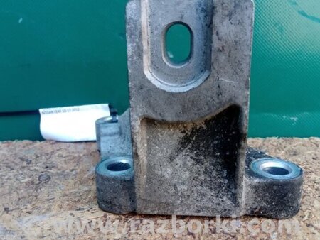 ФОТО Кронштейн двигуна для Nissan LEAF (10-17) Київ