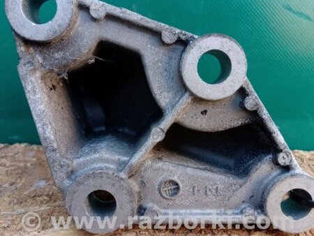 ФОТО Кронштейн двигуна для Nissan LEAF (10-17) Київ