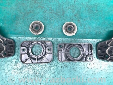 ФОТО Кріплення радіатора для KIA Sedona (14-18) Київ