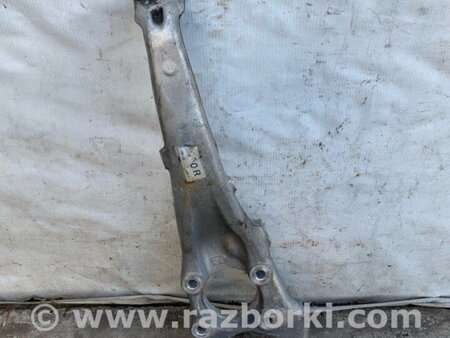 ФОТО Кулак поворотний для Lexus LS430 (00-06) Київ