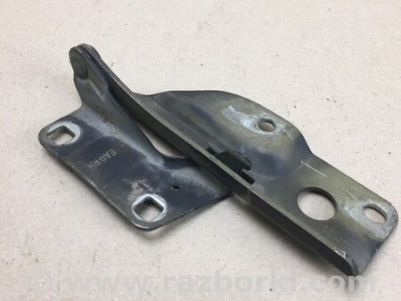 ФОТО Петля капоту для Nissan Frontier D40 (04-21) Київ
