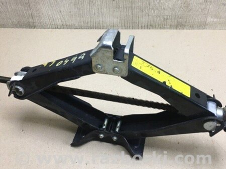 ФОТО Домкрат для Audi (Ауди) A4 IV B8 8K (07-15) Київ