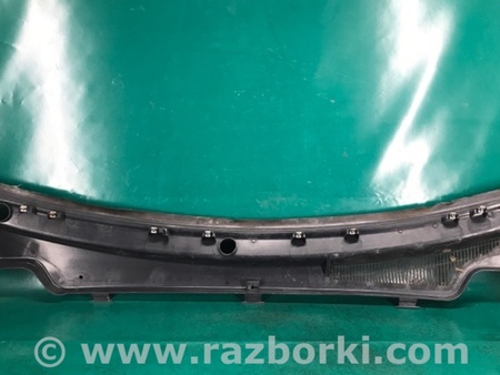 ФОТО Пластик під лобове скло / Жабо для Dodge Durango (2011-) Київ