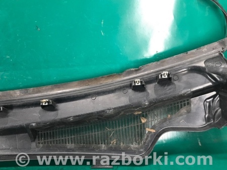 ФОТО Пластик під лобове скло / Жабо для Dodge Durango (2011-) Київ