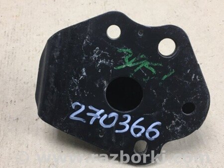 ФОТО Кронштейн заднього бампера для Toyota Corolla E120 (08.2000-02.2007) Київ