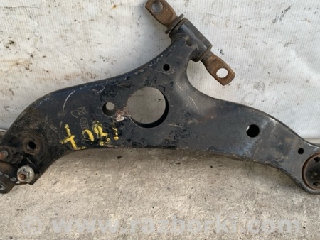 ФОТО Важіль передньої підвіски нижній для Toyota Sienna (03-10) Київ