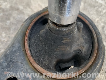 ФОТО Важіль передньої підвіски нижній для Toyota Sienna (03-10) Київ