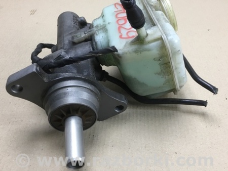 ФОТО Головний гальмівний циліндр для Volkswagen Jetta USA (10-17) Київ