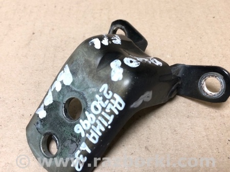 ФОТО Петля двері верхня для Nissan Altima L32 Київ